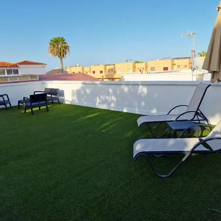 Nora Retreat Corralejo