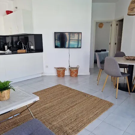 Nora Retreat Corralejo