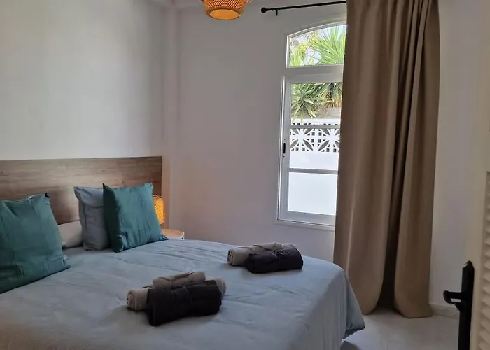 Nora Retreat Corralejo